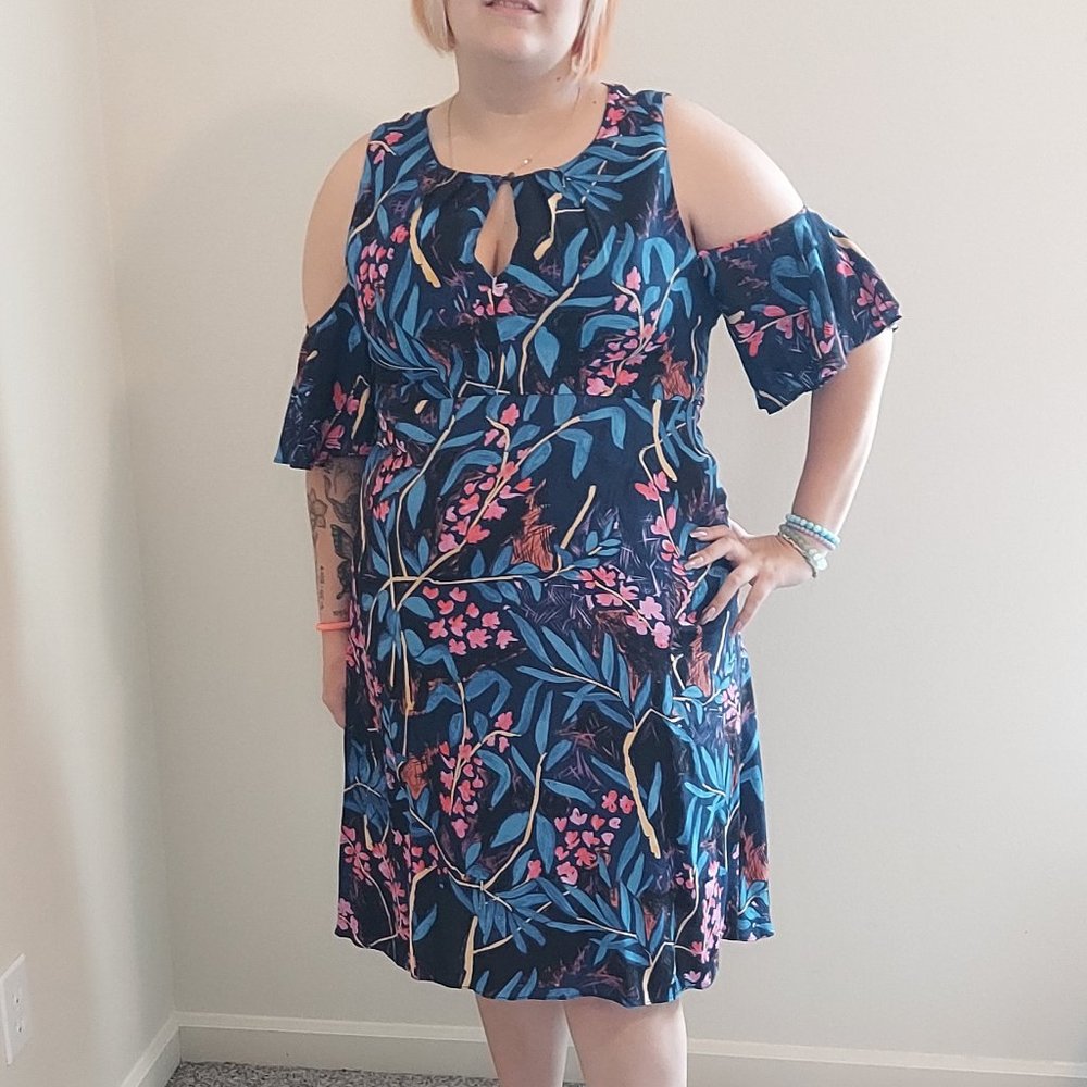 Plus Size Maeve Anthropologie Cold Shoulder Key-Hole Front Button Zipper Dress